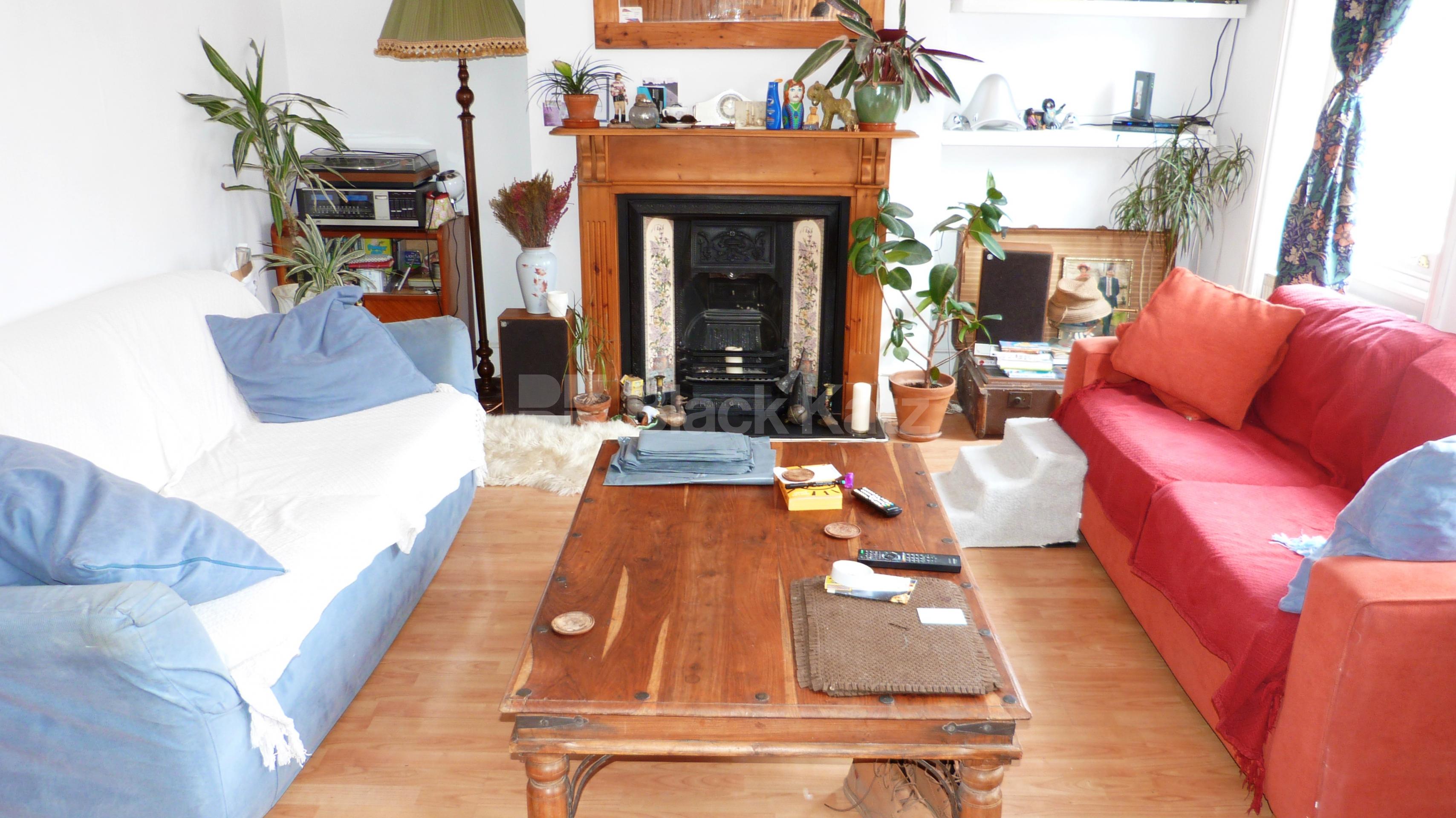 			NEW INSTRUCTION!, 2 Bedroom, 1 bath, 1 reception Flat			 Drylands Road, CROUCH END N8 N8