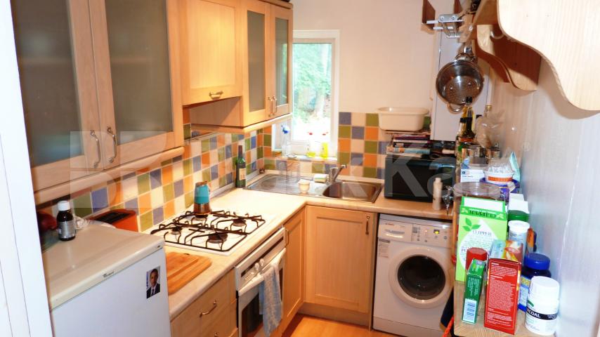 			1 Bedroom, 1 bath, 1 reception Ground Floor Flat			 Queens Avenue, MUSWELL HILL