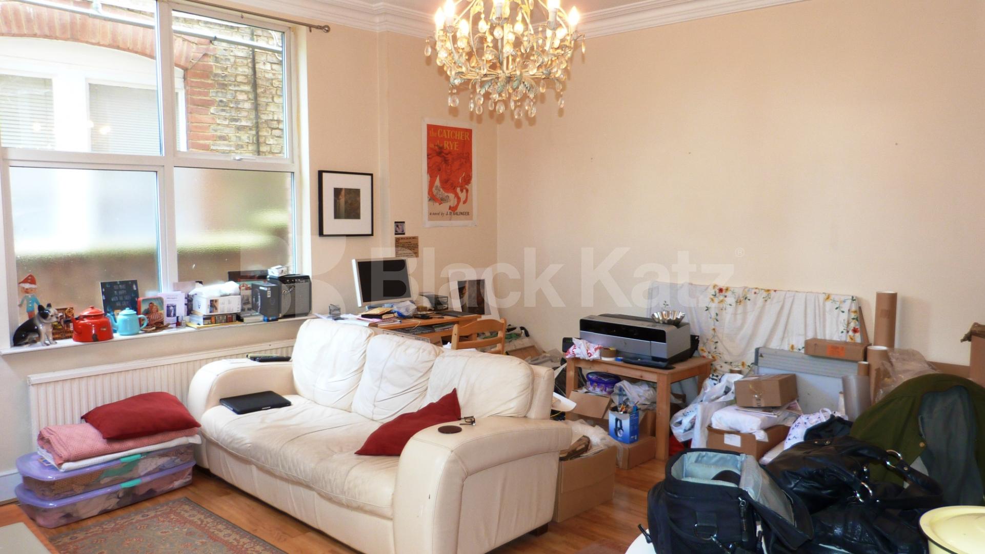 			1 Bedroom, 1 bath, 1 reception Ground Floor Flat			 Queens Avenue, MUSWELL HILL