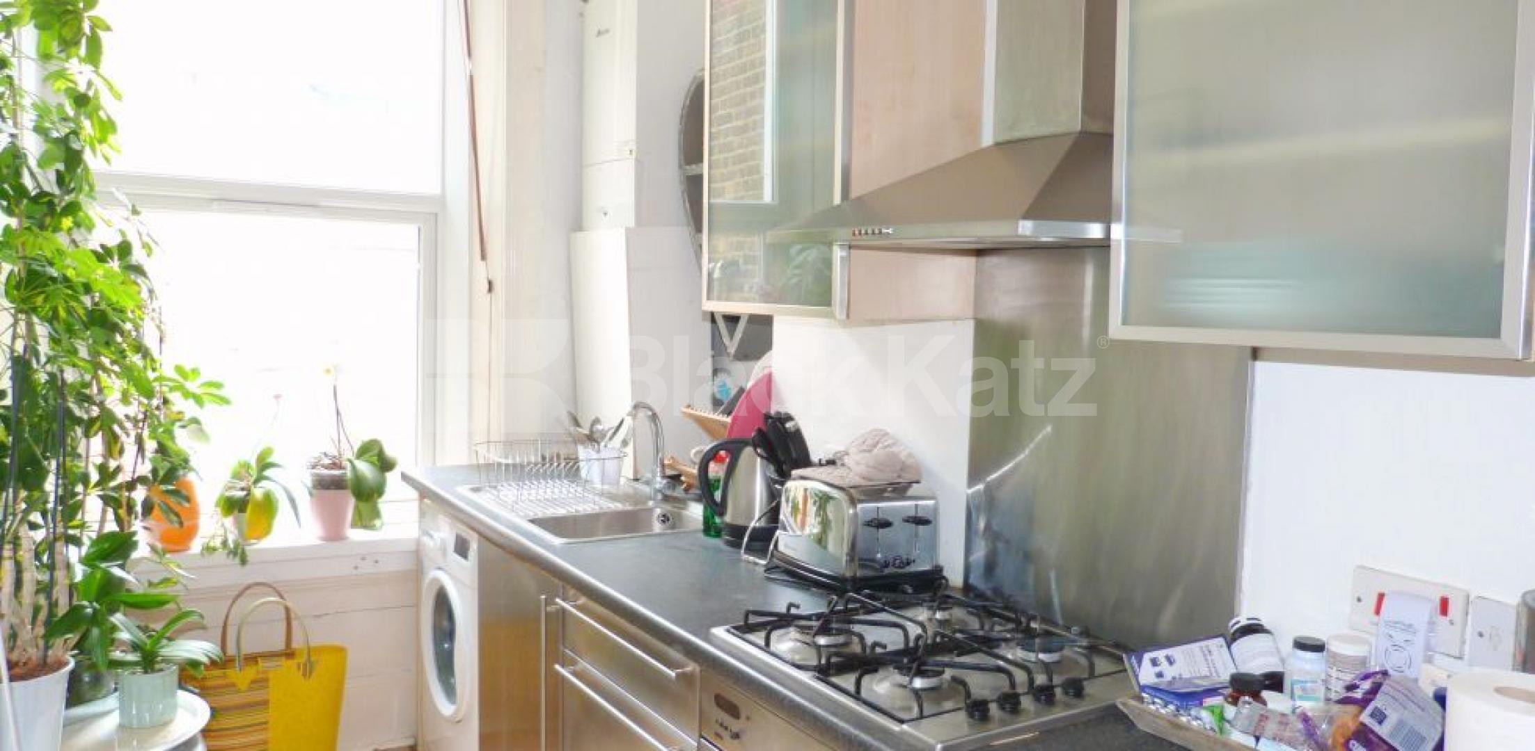 			UNDER OFFER , 1 Bedroom, 1 bath, 1 reception Apartment			 Goldhawk Road , SHEPHERDS BUSH