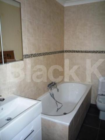 			1 Bedroom, 1 bath, 1 reception Ground Floor Flat			 Middle Lane, CROUCH END