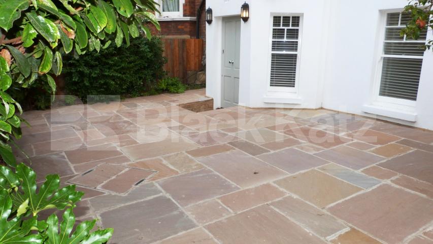 			2 Bedroom, 1 bath, 1 reception Flat			 Wolseley Road, Crouch End