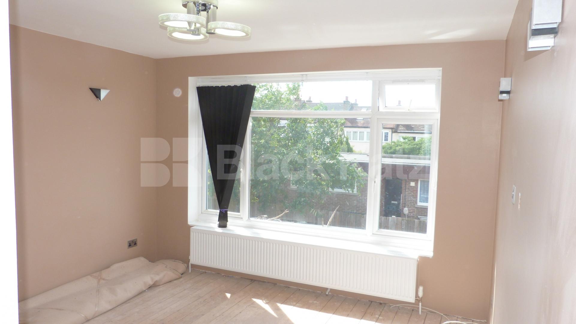			3 Bedroom, 1 bath, 1 reception House			 Minster Walk, Crouch End