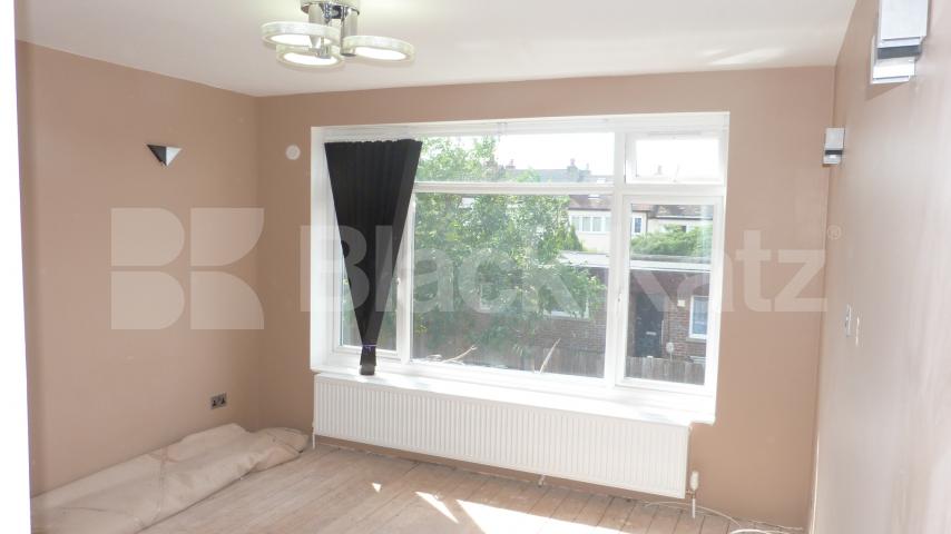 			3 Bedroom, 1 bath, 1 reception House			 Minster Walk, Crouch End