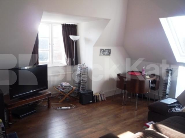 			LET, 2 Bedroom, 1 bath, 1 reception Flat			 Coolhurst Road, CROUCH END