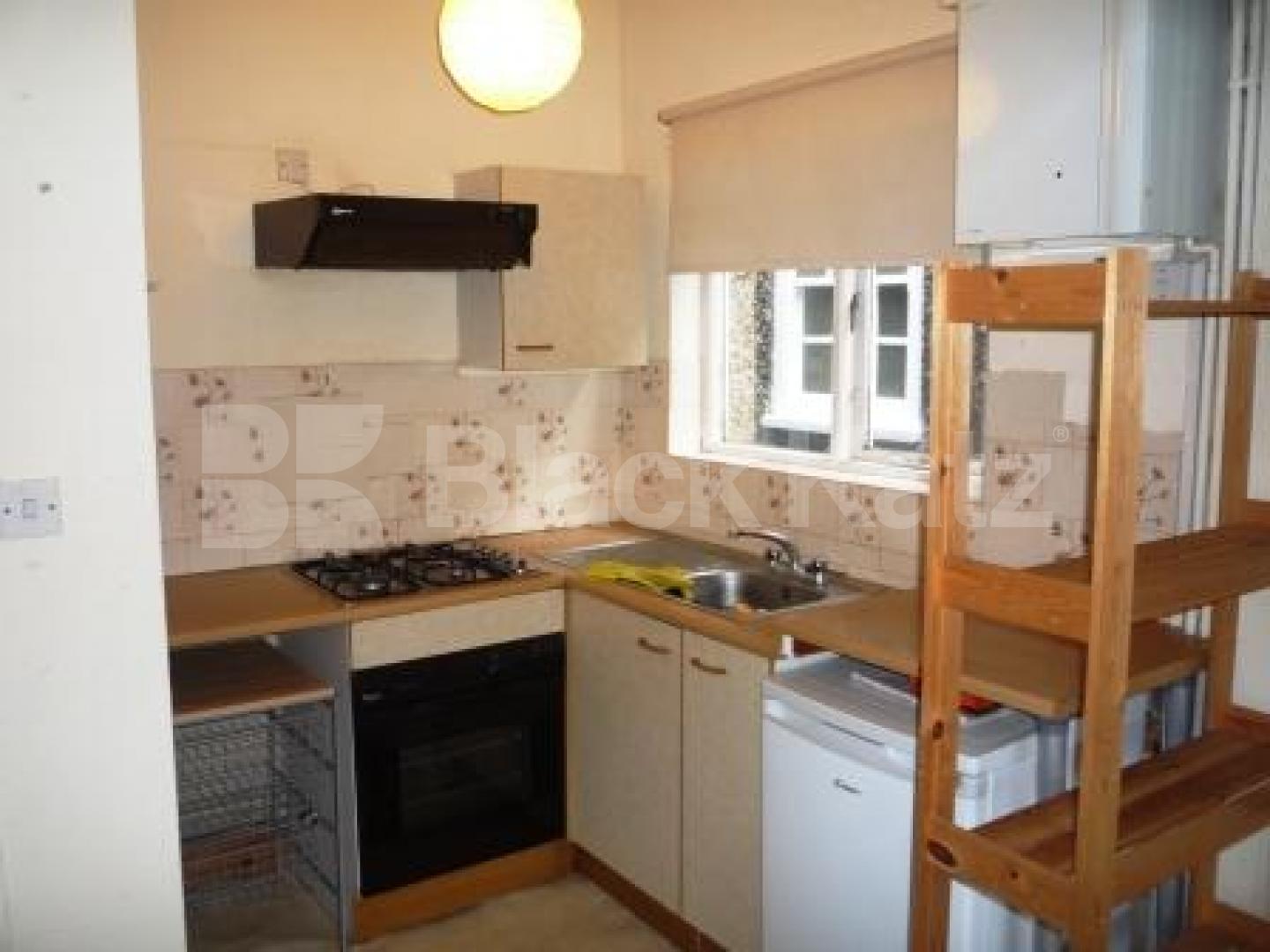 			1 Bedroom, 1 bath, 1 reception Flat			 Cholmley Park, HIGHGATE