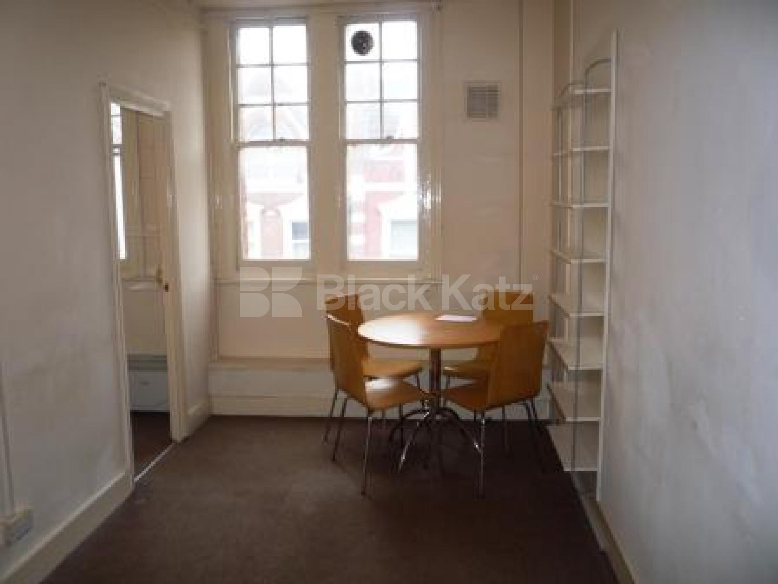 			1 Bedroom, 1 bath, 1 reception Flat			 Broadway Parade, CROUCH END N8