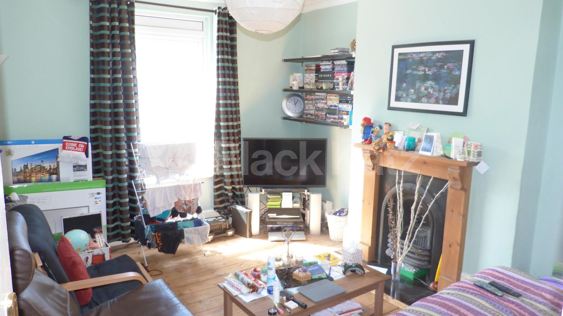 			2 Bedroom, 1 bath, 1 reception Flat			 Palace Gates Road, Alexandra Park