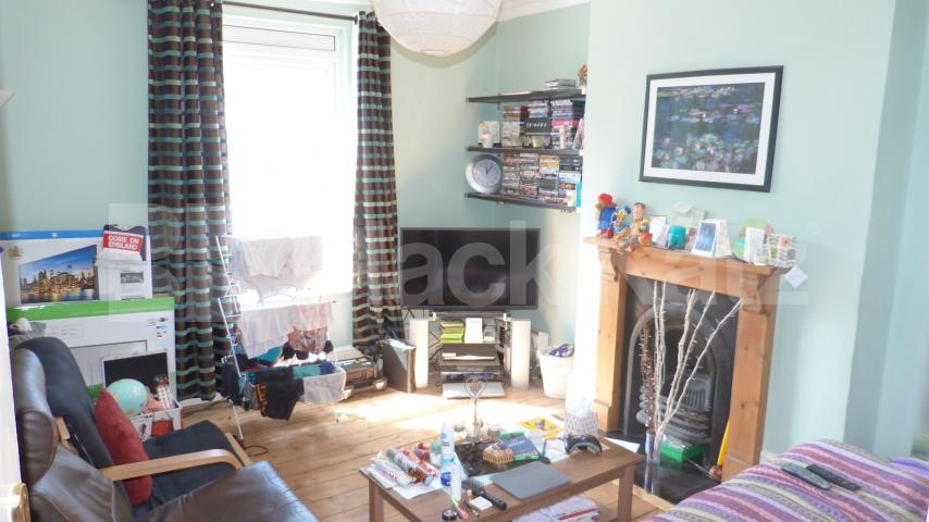			2 Bedroom, 1 bath, 1 reception Flat			 Palace Gates Road, Alexandra Park