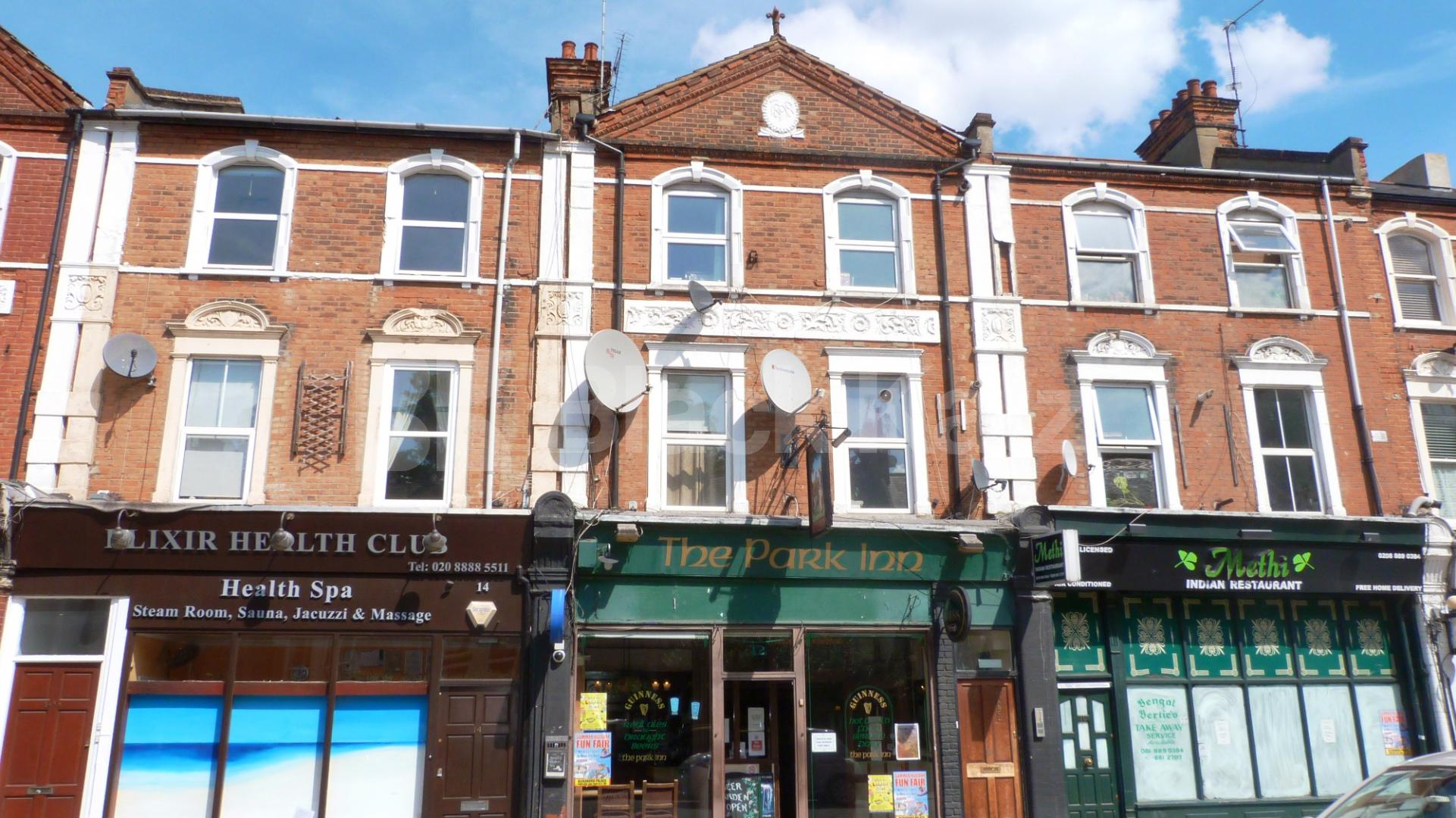 			2 Bedroom, 1 bath, 1 reception Flat			 Palace Gates Road, Alexandra Park