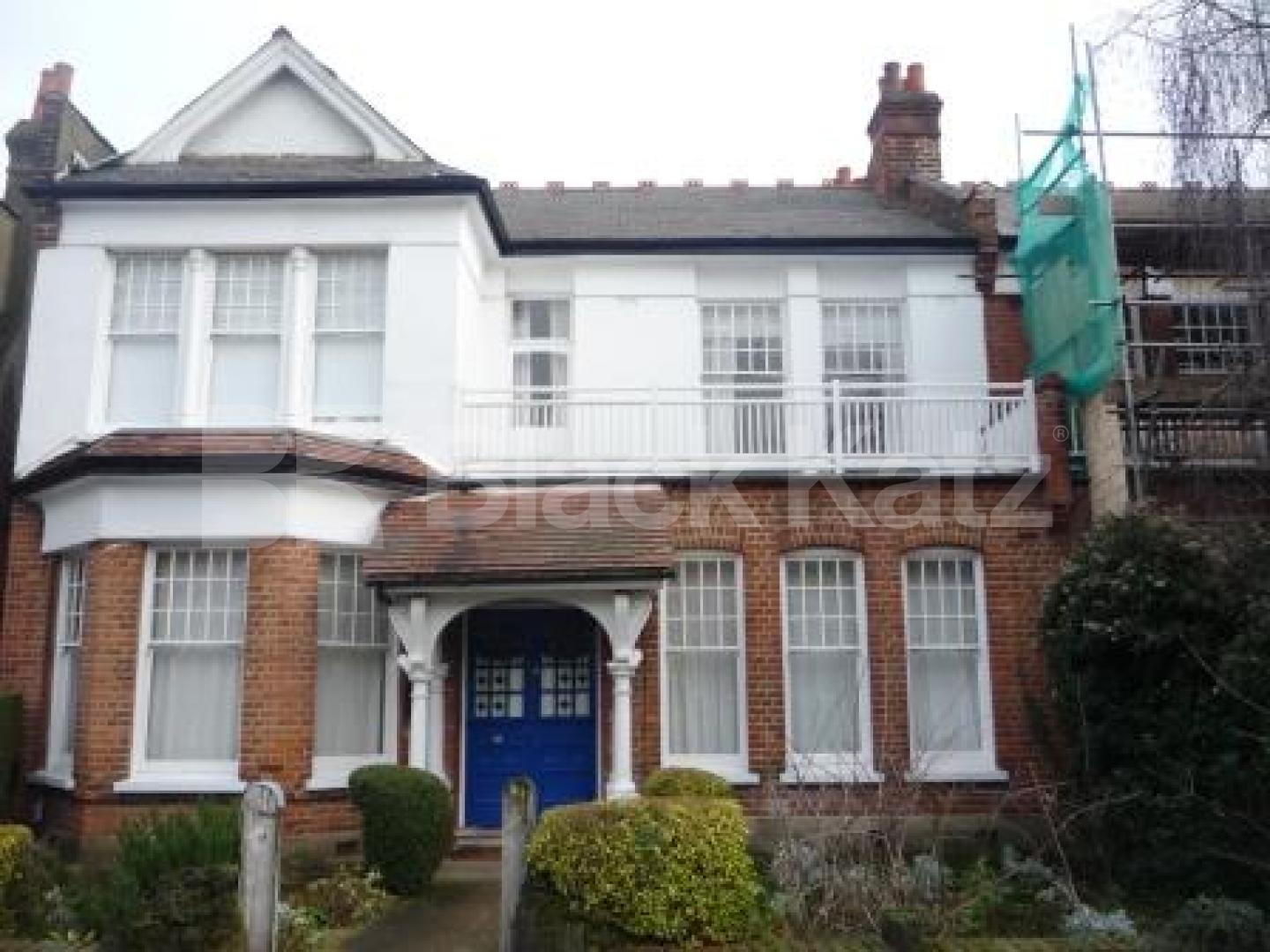 			1 Bedroom, 1 bath, 1 reception Flat			 Wellfield Avenue, Muswell Hill