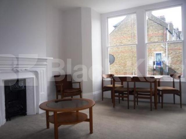 			2 Bedroom, 1 bath, 1 reception Flat			 Temple Road, CROUCH END