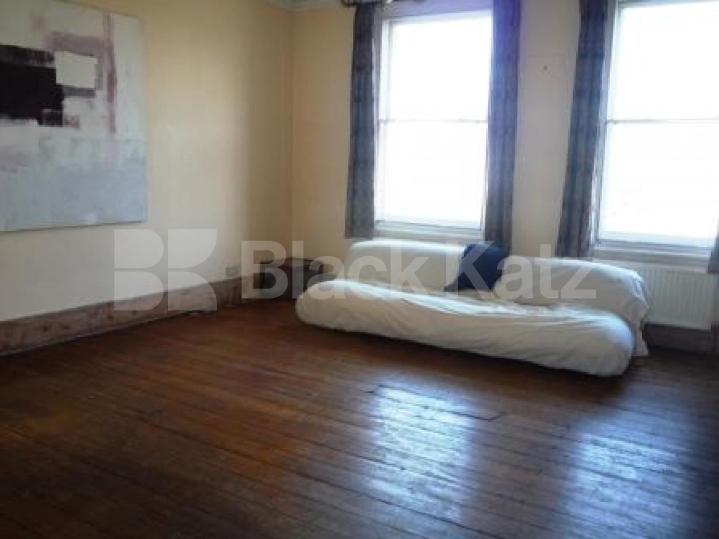 			Available Now, 1 Bedroom, 1 bath, 1 reception Flat			 Park Road, CROUCH END