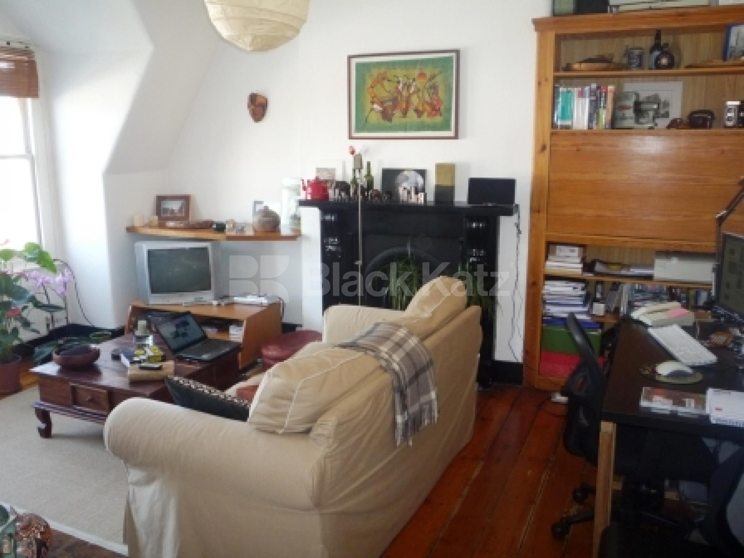 			1 Bedroom, 1 bath, 1 reception Flat			 Weston Park, CROUCH END N8