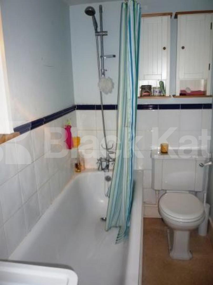 			LET, 2 Bedroom, 1 bath, 1 reception Flat			 Crouch Hill, CROUCH END