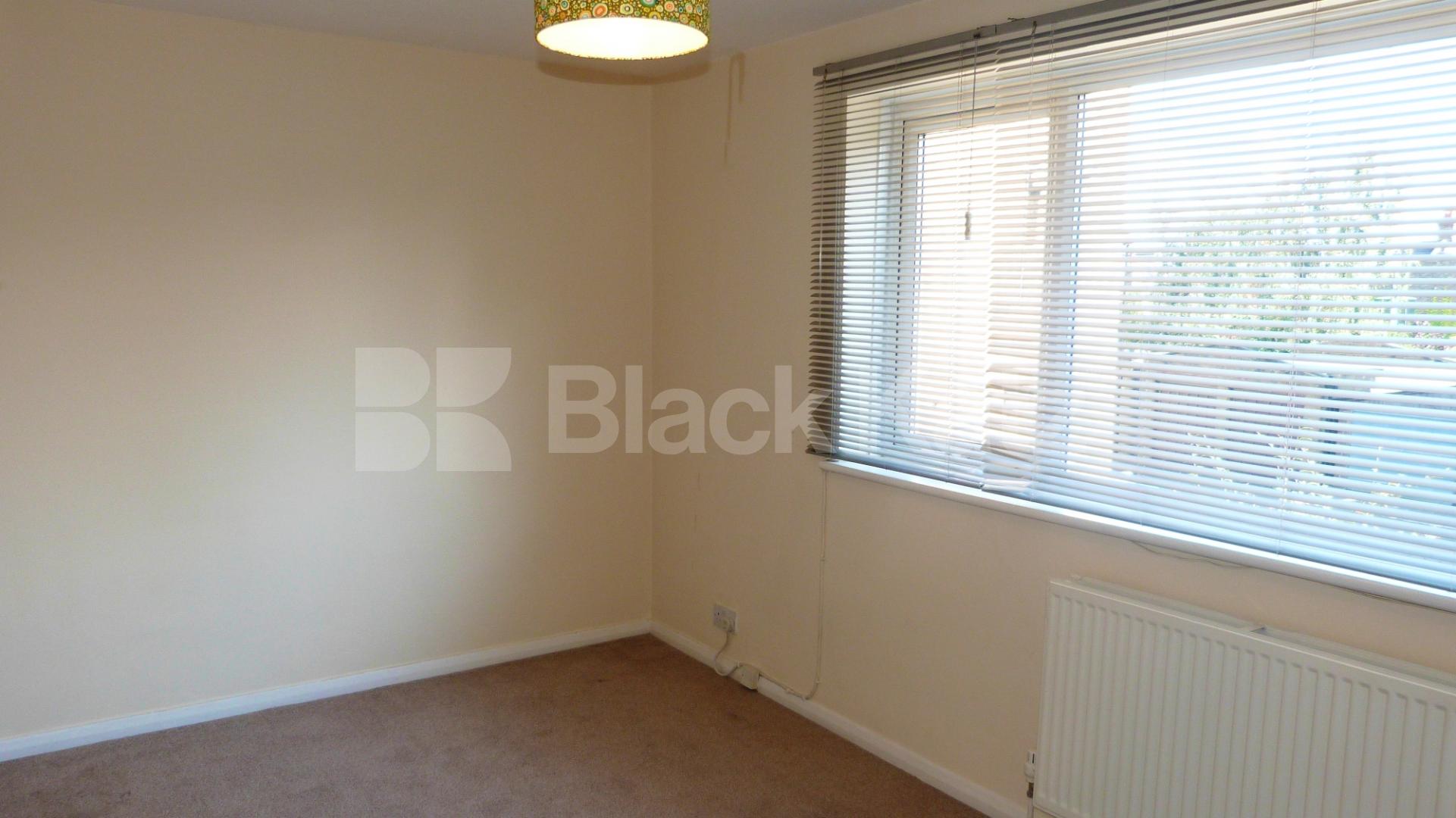 			3 Bedroom, 1 bath, 1 reception House			 Muswell Avenue, Muswell Hill