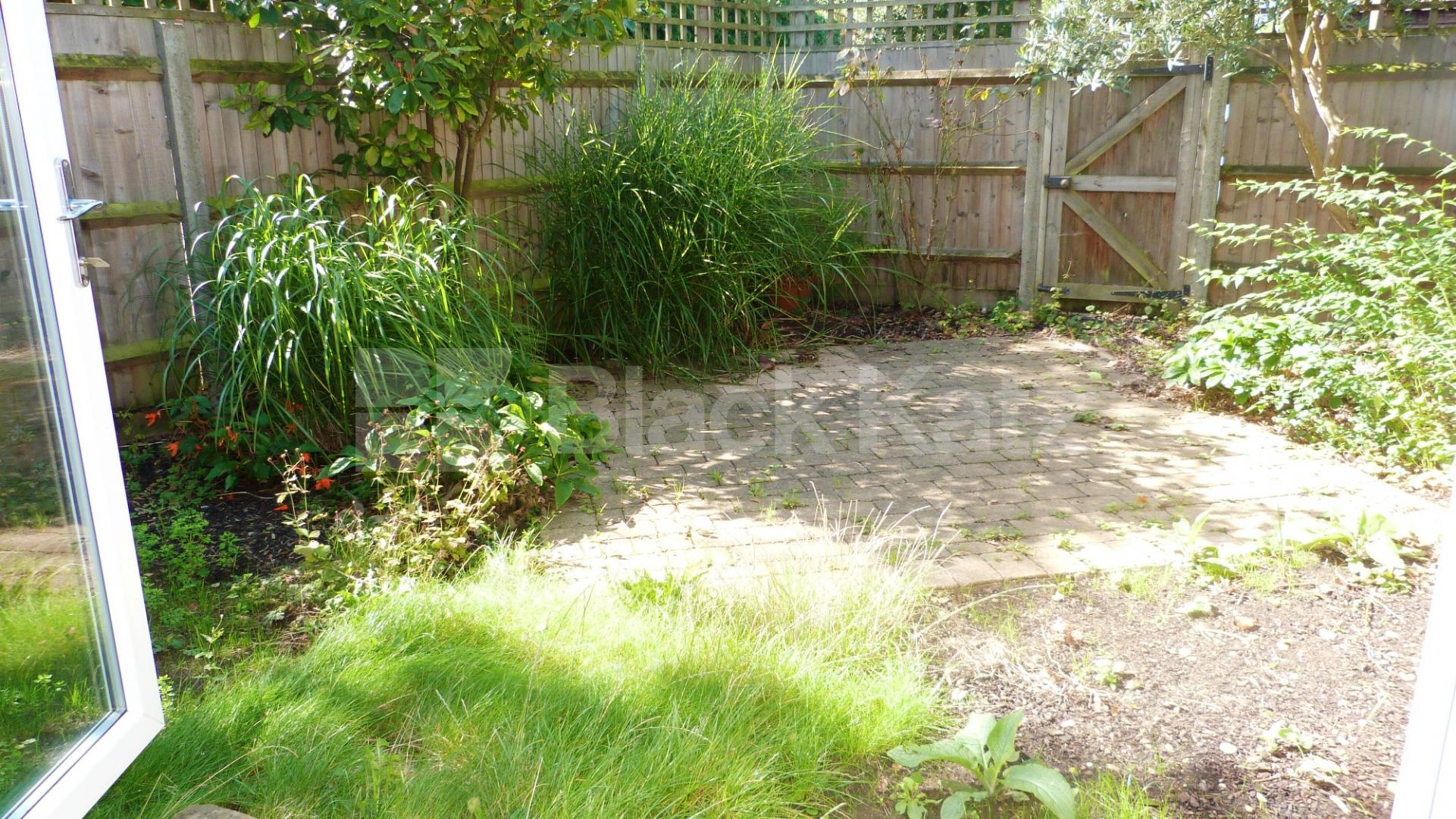 			3 Bedroom, 1 bath, 1 reception House			 Muswell Avenue, Muswell Hill