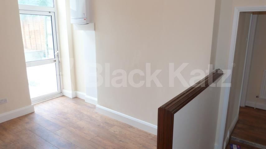			2 Bedroom, 1 bath, 1 reception Flat			 Muswell Hill, Muswell Hill