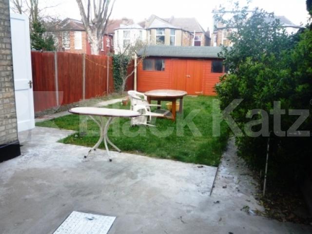 			NEW INSTRUCTION!, 4 Bedroom, 1 bath, 1 reception Terraced House			 Sylvan Avenue, WOOD GREEN