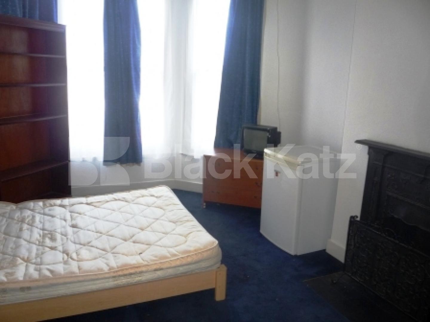 			NEW INSTRUCTION!, 4 Bedroom, 1 bath, 1 reception Terraced House			 Sylvan Avenue, WOOD GREEN