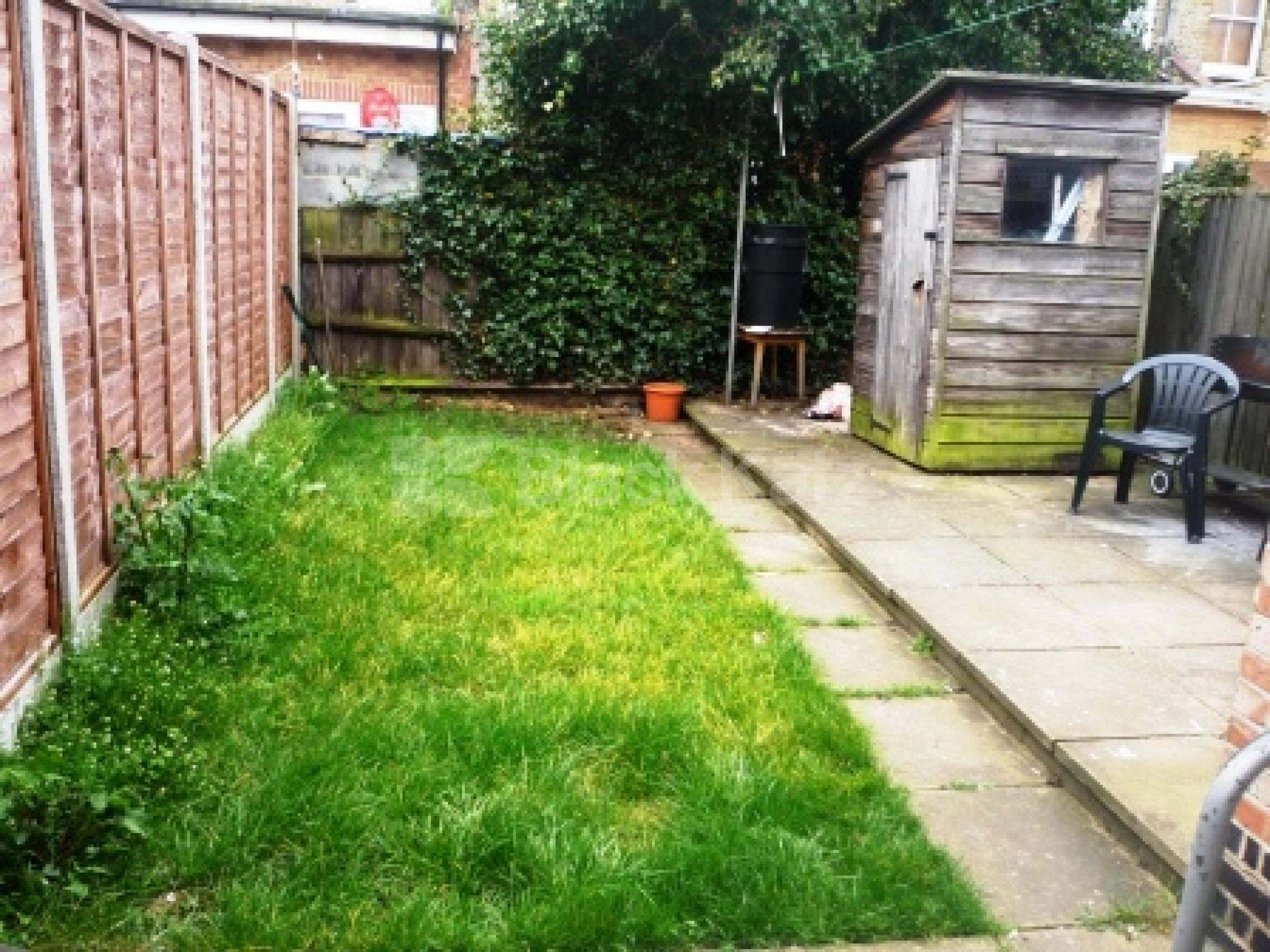 			NEW INSTRUCTION!, 4 Bedroom, 1 bath, 1 reception Terraced House			 Hewitt Avenue, WOOD GREEN N22