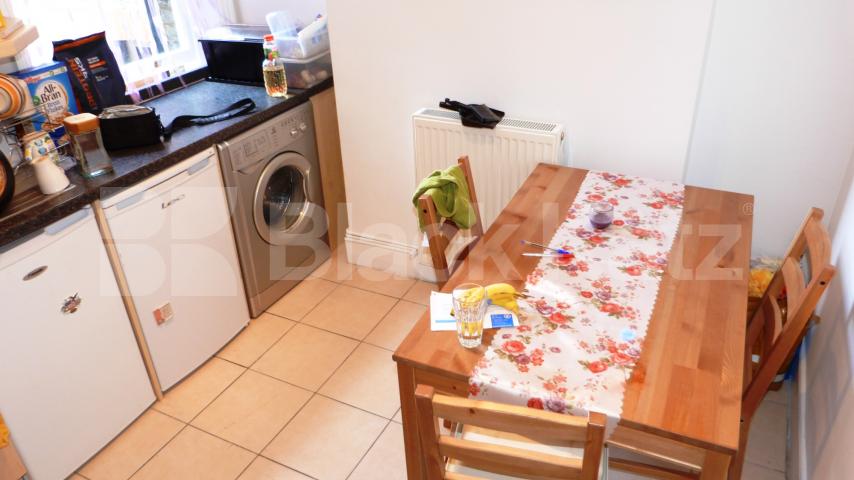 			2 Bedroom, 1 bath, 1 reception Flat			 Birkbeck Mansions, Crouch End