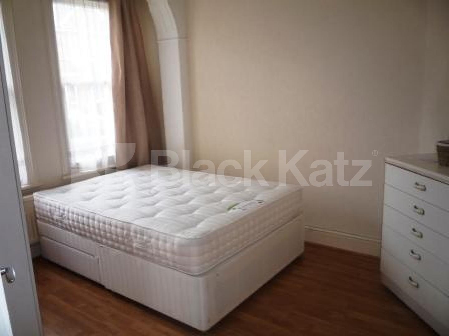 			NEW INSTRUCTION!, 4 Bedroom, 1 bath, 1 reception Terraced House			 Hewitt Avenue, WOOD GREEN