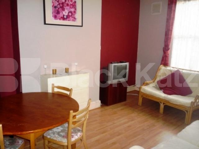 			NEW INSTRUCTION!, 4 Bedroom, 1 bath, 1 reception Terraced House			 Hewitt Avenue, WOOD GREEN