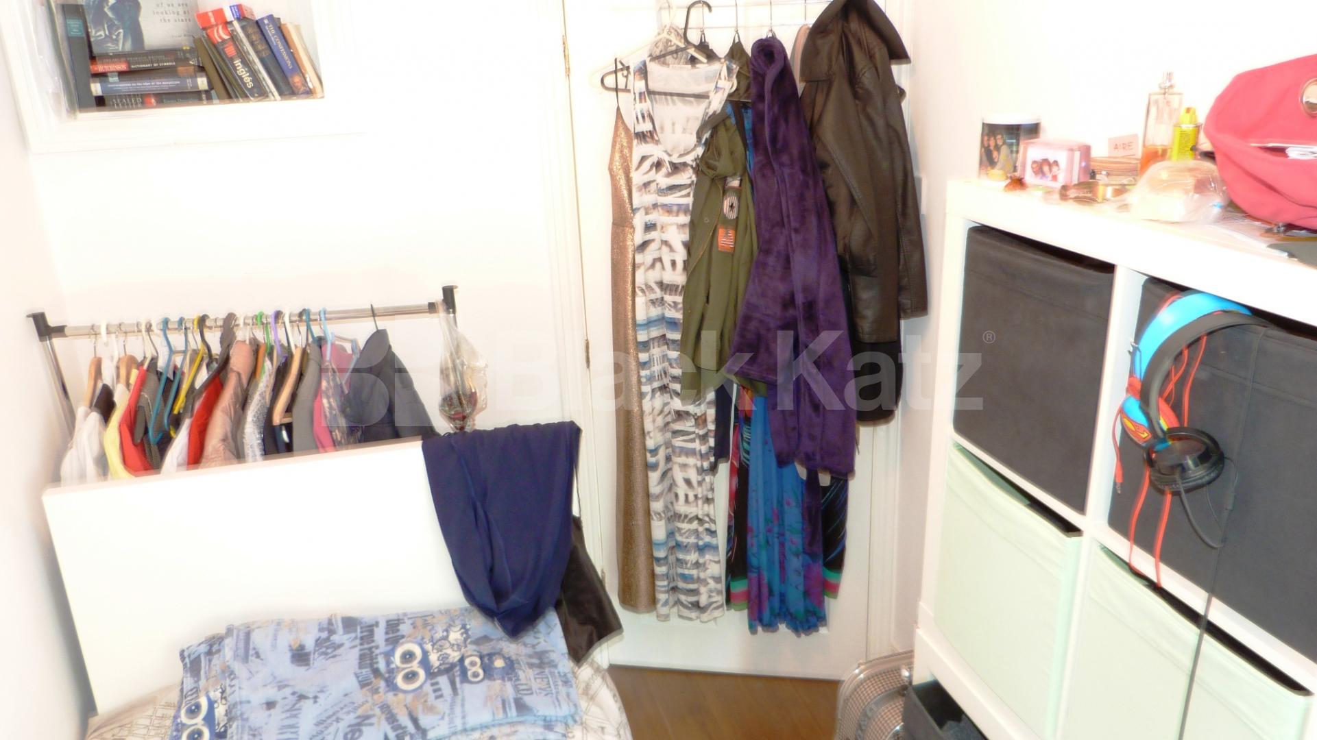 			2 Bedroom, 1 bath, 1 reception Flat			 Birkbeck Mansions, Crouch End