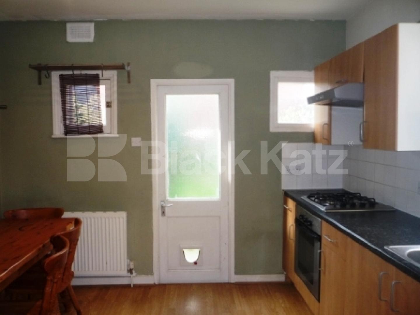 			2 Bedroom, 1 bath, 1 reception Ground Floor Flat			 Hillfield Avenue, CROUCH END