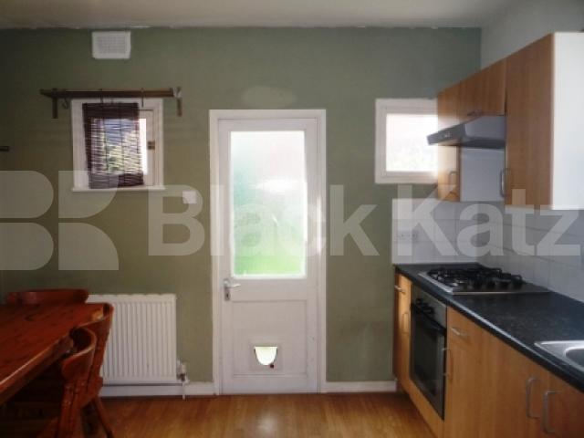 			2 Bedroom, 1 bath, 1 reception Ground Floor Flat			 Hillfield Avenue, CROUCH END