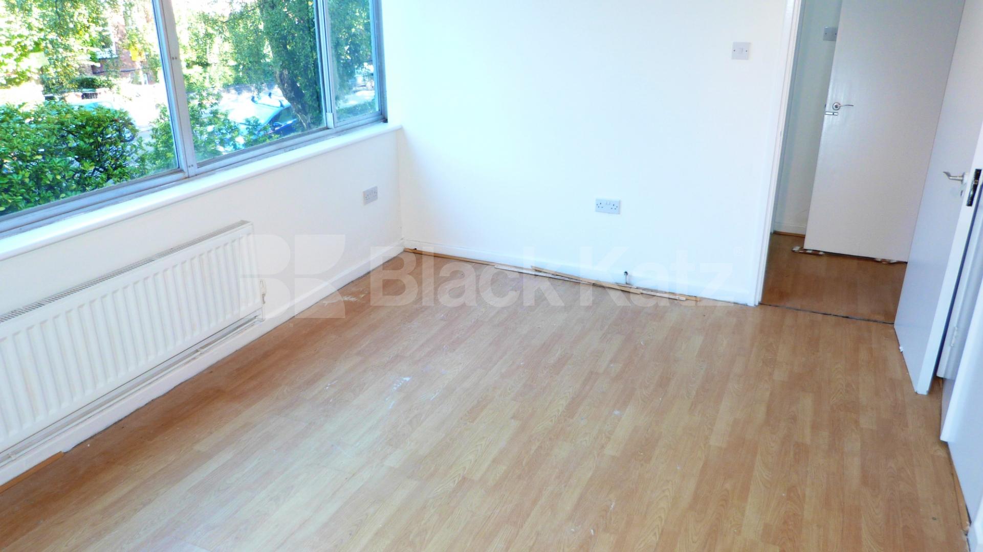 			Studio Apartment, 1 bath, 1 reception Flat			 Avenue Road, Highgate