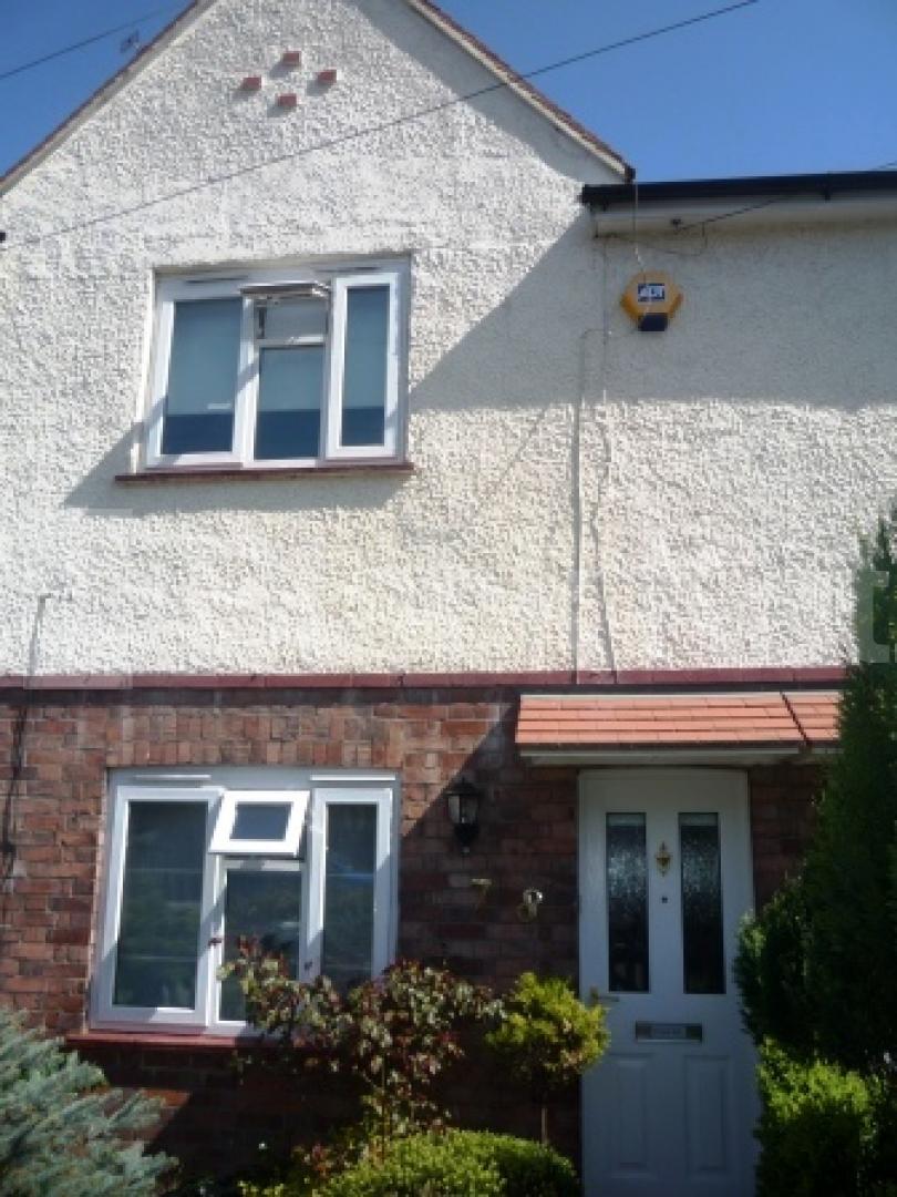 			2 Bedroom, 1 bath, 1 reception House			 Hill Road, MUSWELL HILL