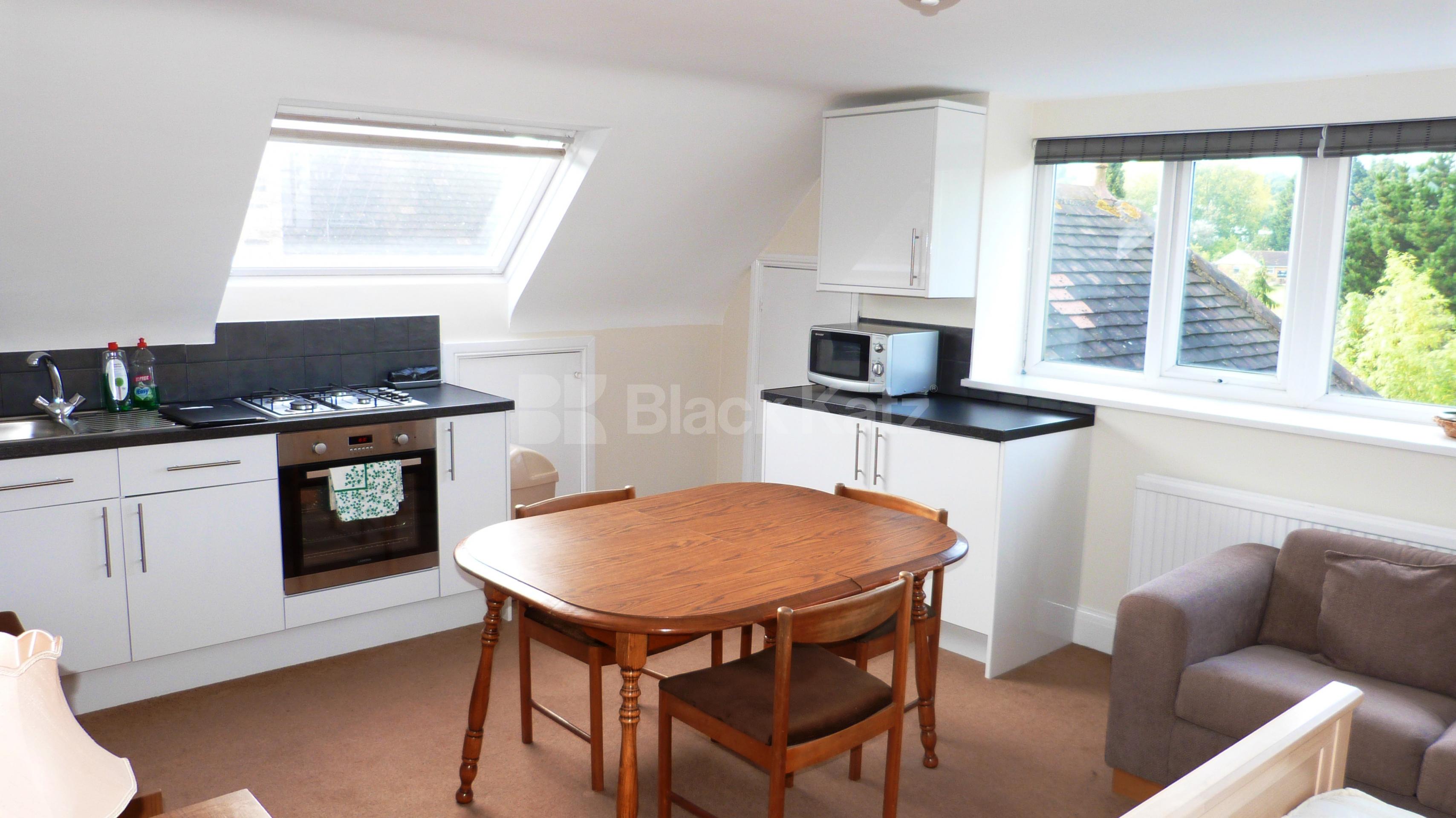 			Fantastic Studio !, Studio Apartment, 1 bath, 1 reception Studio			 Park Road, Crouch End N8