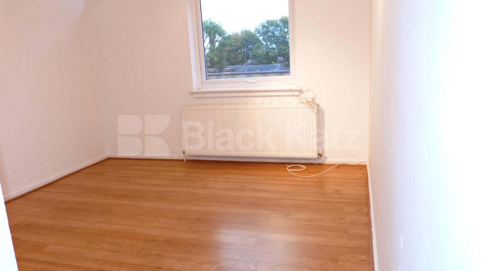 			Fantastic Hugh Property !, 3 Bedroom, 1 bath, 1 reception Flat			 Park Road, Crouch End