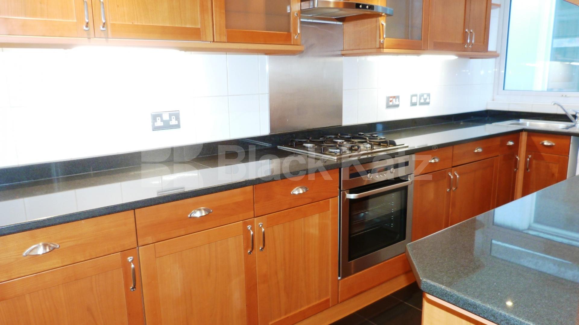 			Fantastic Hugh Property !, 3 Bedroom, 1 bath, 1 reception Flat			 Park Road, Crouch End