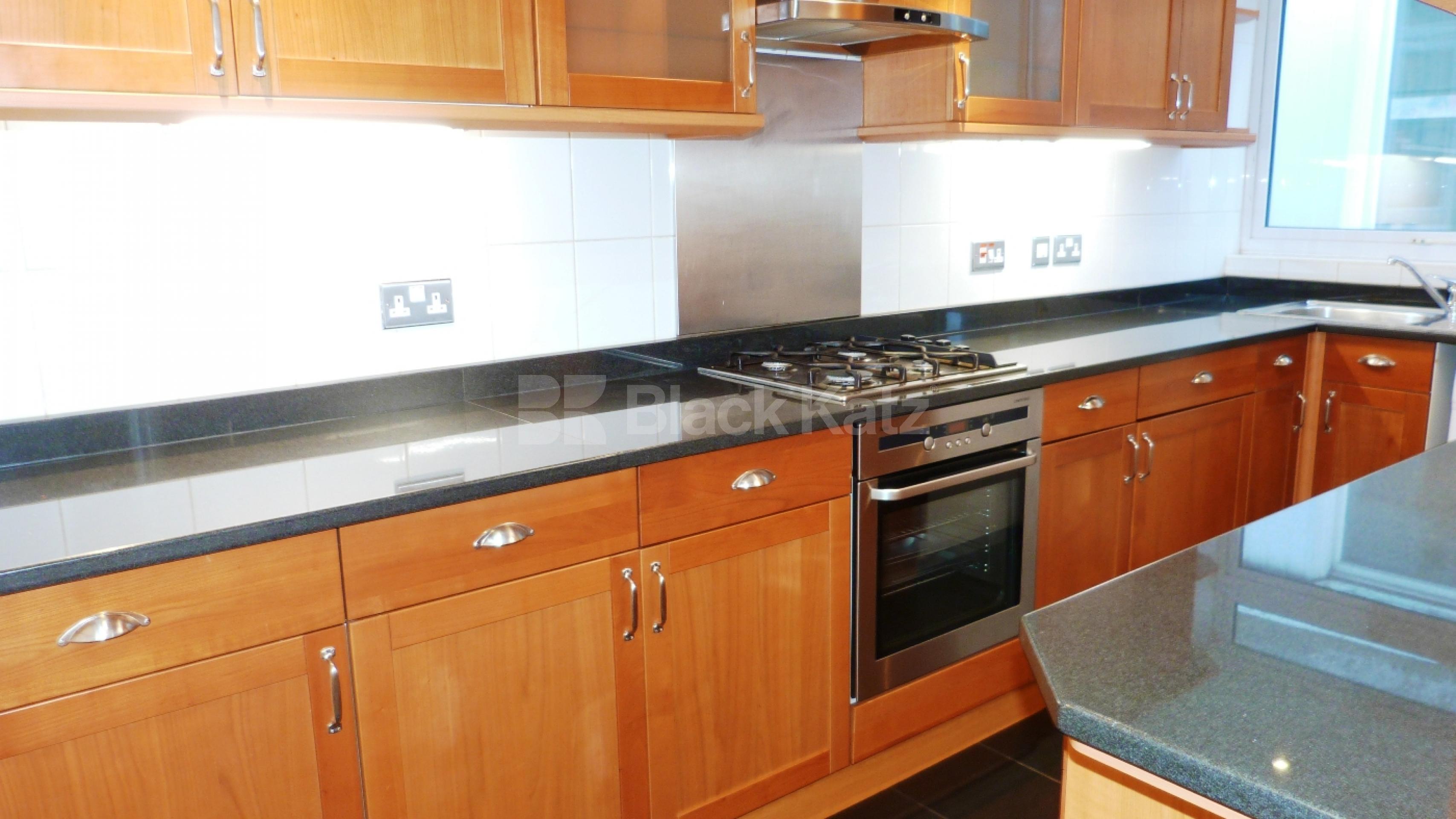 			Fantastic Hugh Property !, 3 Bedroom, 1 bath, 1 reception Flat			 Park Road, Crouch End N8