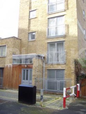 			1 Bedroom, 1 bath, 1 reception Flat			 Balls Pond Road, ISLINGTON