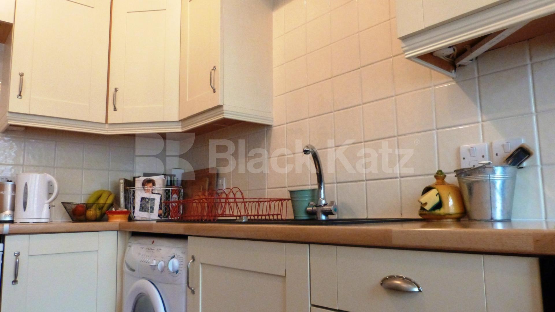 			Great Property !, 2 Bedroom, 1 bath, 1 reception Flat			 Nelson Road, Crouch End