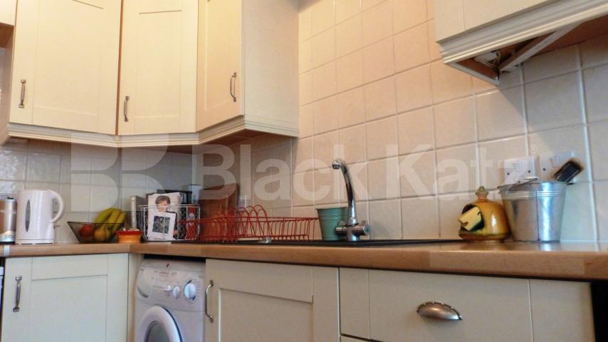 			Great Property !, 2 Bedroom, 1 bath, 1 reception Flat			 Nelson Road, Crouch End