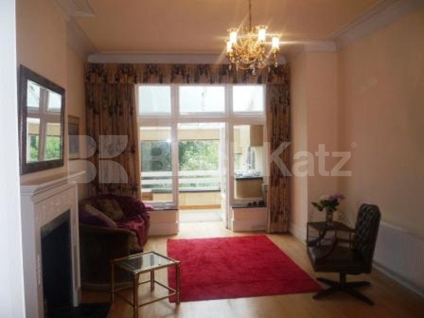 			1 Bedroom, 1 bath, 1 reception Ground Floor Flat			 Great North Road, HIGHGATE
