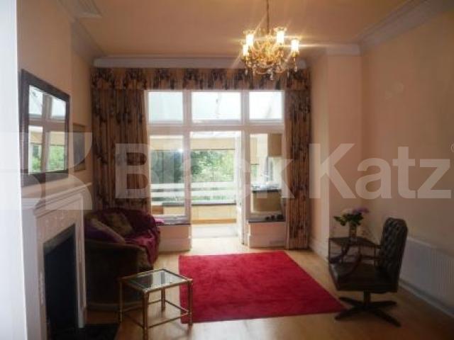 			1 Bedroom, 1 bath, 1 reception Ground Floor Flat			 Great North Road, HIGHGATE