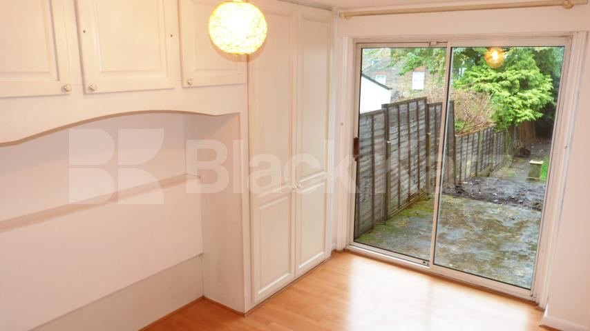 			Fantastic Garden Property !, 2 Bedroom, 1 bath, 1 reception Ground Floor Flat			 Ferme Park Road, Crouch End