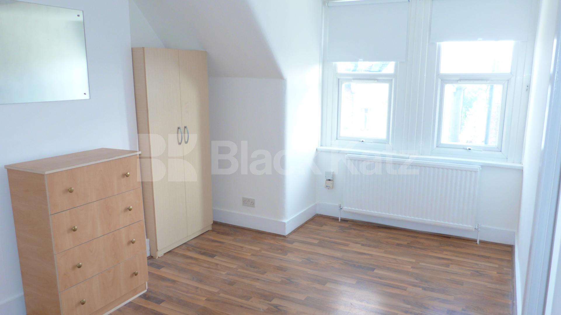 			ALL BILLS INCLUDED!!, Studio Apartment, 1 bath, 1 reception Flat			 Park Avenue, Wood Green