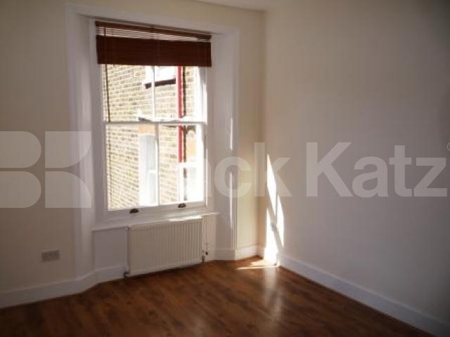 			NEW INSTRUCTION!, 2 Bedroom, 1 bath, 1 reception Flat			 Church Lane, CROUCH END