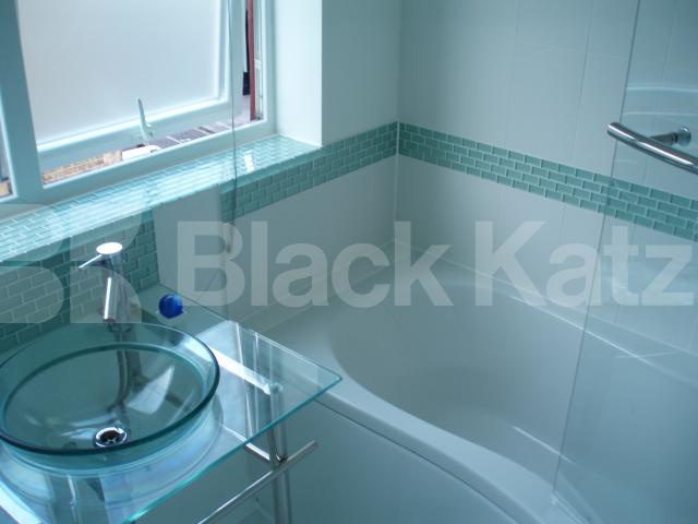 			LET, 2 Bedroom, 1 bath, 1 reception Penthouse			 Lower Marsh, Waterloo