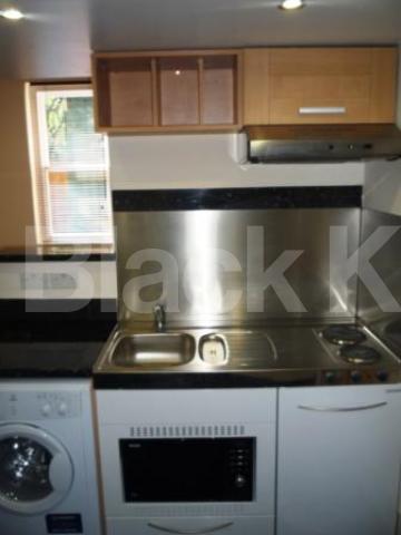 			1 Bedroom, 1 bath, 1 reception Ground Floor Flat			 Bank Chambers, Hornsey