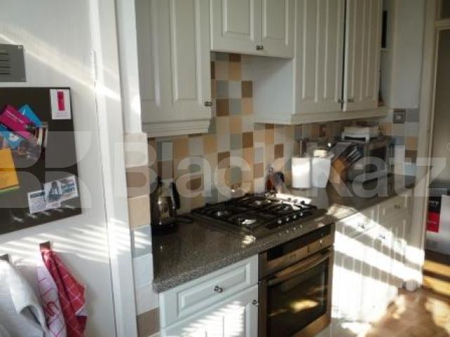 			3 Bedroom, 1 bath, 1 reception Serviced Apartments			 Brownlow Court, Bounds Green