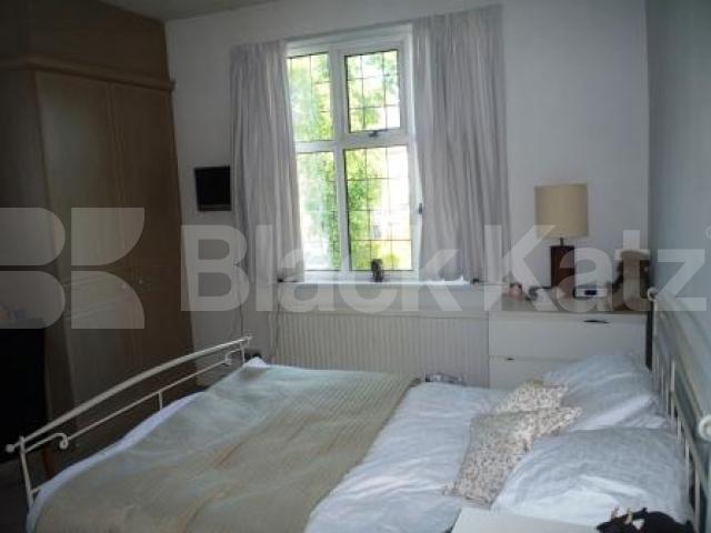 			3 Bedroom, 1 bath, 1 reception Serviced Apartments			 Brownlow Court, Bounds Green