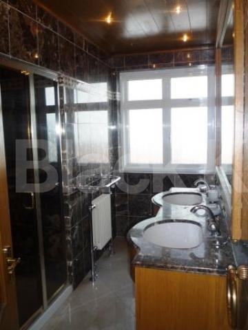 			4 Bedroom, 1 bath, 1 reception Detached House			 Chandos Avenue, Southgate